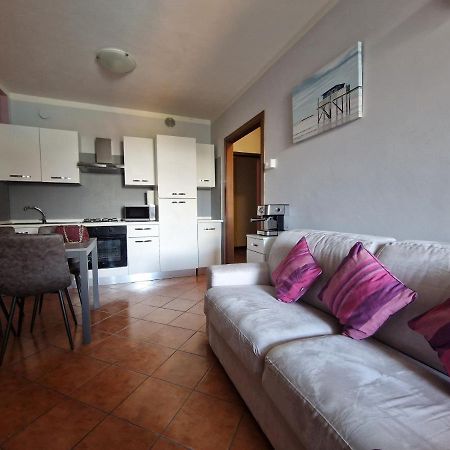 Home Gardaview Desenzano Desenzano del Garda Dış mekan fotoğraf