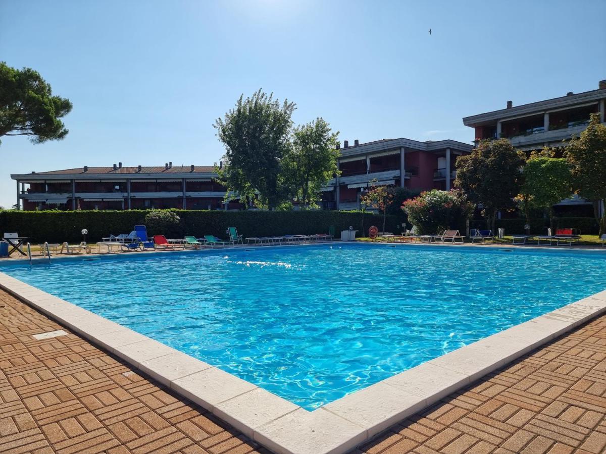Home Gardaview Desenzano Desenzano del Garda Dış mekan fotoğraf